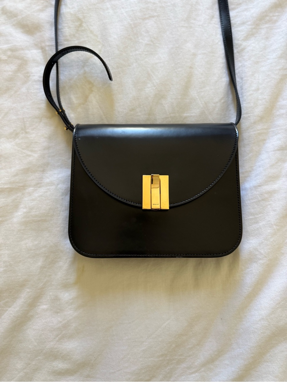 BALLY Black Leather Crossbody Bag with Gold Turn-Lock